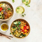 Quinoa, chickpeas and vegetables bowls